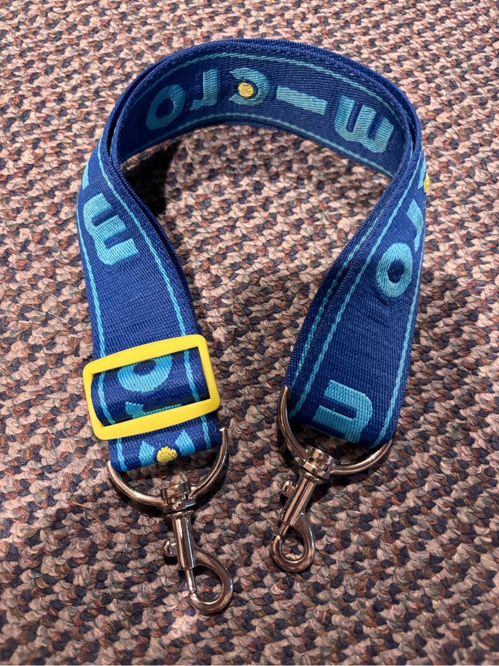 Micro adjustable scooter carry strap. NWOT.